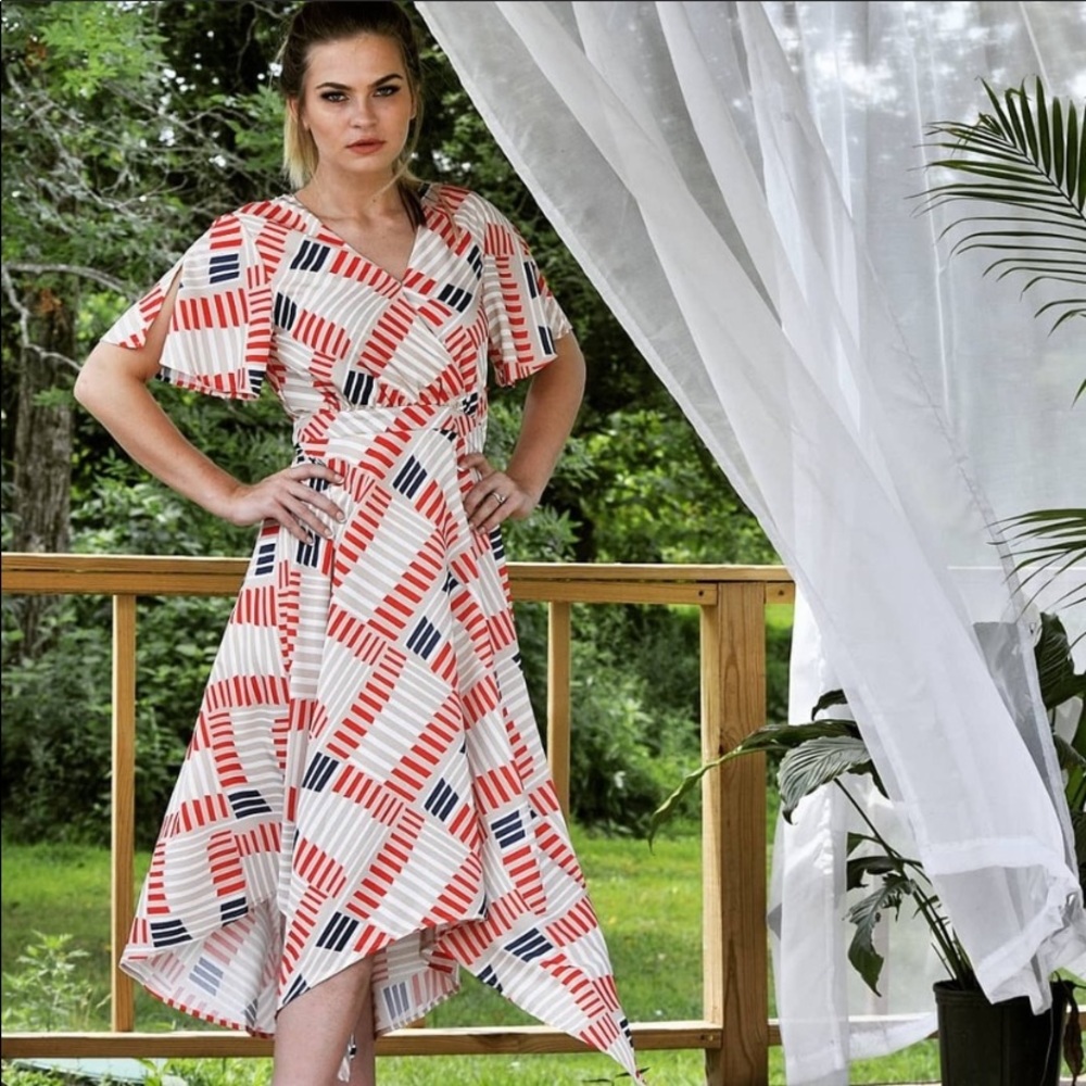 Adorable midi dress